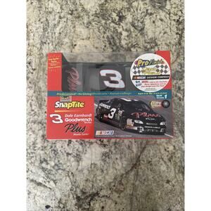 1998 Revell Snaptite Dale Earnhardt 3 Goodwrench Service Plus 1:24 Scale Model